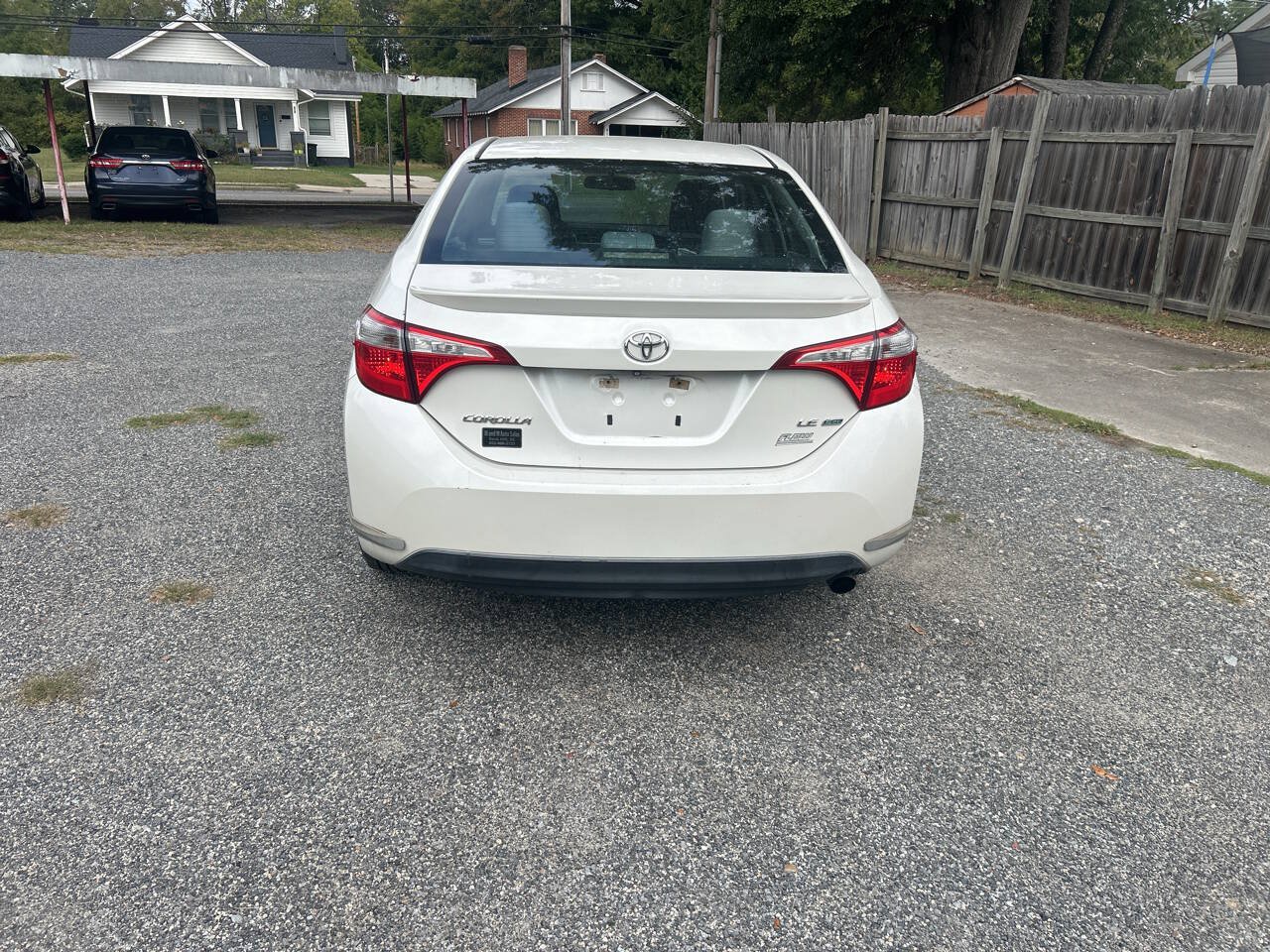 Used 2014 Toyota Corolla LE FWD image 5