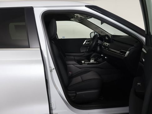 New 2026 Mitsubishi Outlander ES image 27