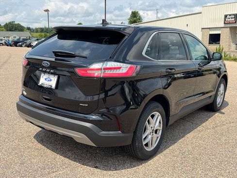 Used 2024 Ford Edge SEL AWD/4WD image 4