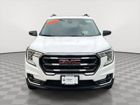 Used 2022 GMC Terrain AT4 w/ Infotainment Package II image 2