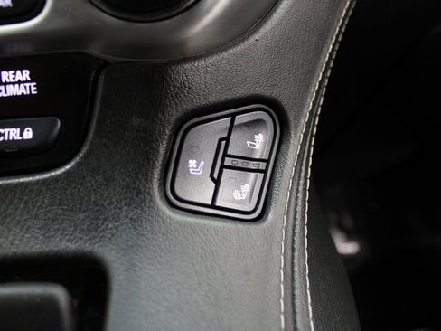 Used 2017 GMC Yukon SLT w/ HD Trailering Package image 46