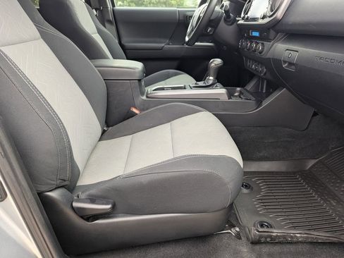 Used 2023 Toyota Tacoma TRD Sport AWD/4WD image 22