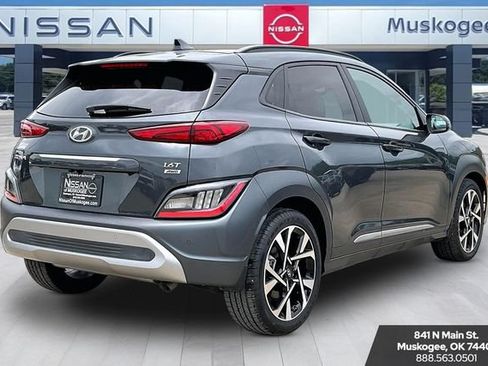 Used 2023 Hyundai Kona Limited AWD/4WD image 5