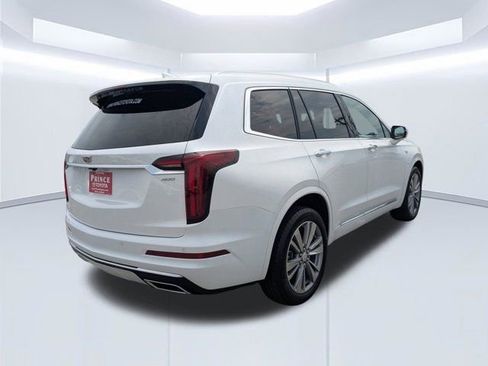 Used 2024 Cadillac XT6 Premium Luxury AWD/4WD image 4
