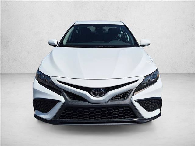 Used 2024 Toyota Camry SE FWD image 2