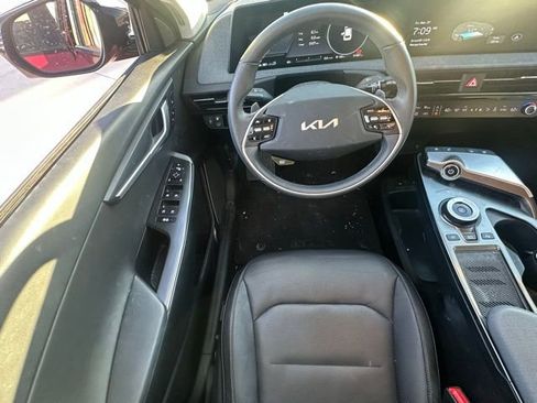 Used 2023 Kia EV6 Wind image 11