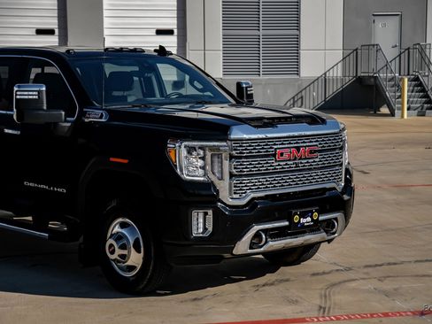 Used 2022 GMC Sierra 3500 Denali w/ Technology Package image 22