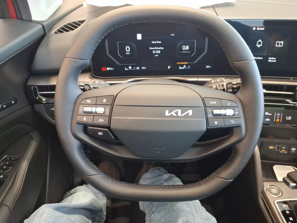New 2026 Kia Sportage SX FWD image 24