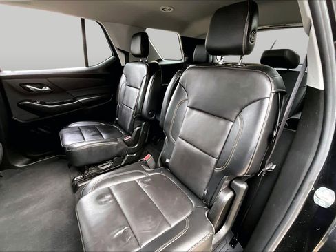 Used 2018 Chevrolet Traverse LT FWD image 20