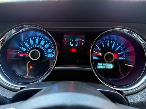 Used 2014 Ford Mustang Coupe image 10