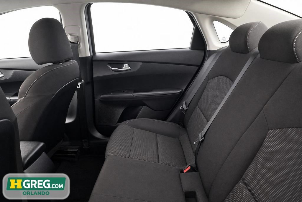 Used 2019 Kia Forte LXS FWD image 14