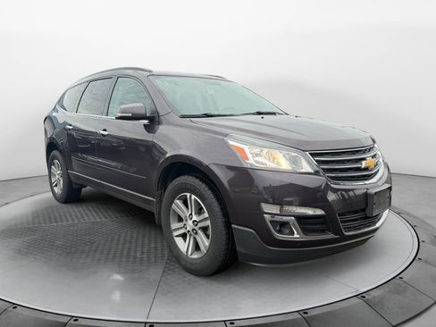 Used 2015 Chevrolet Traverse LT FWD image 3