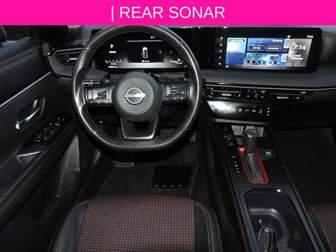 Certified 2025 Nissan Kicks SR FWD image 17