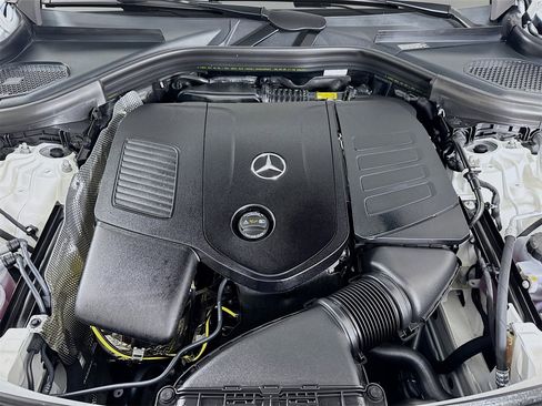 New 2026 Mercedes-Benz GLC 300 image 33