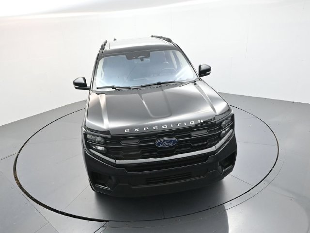Used 2025 Ford Expedition Active AWD/4WD image 39