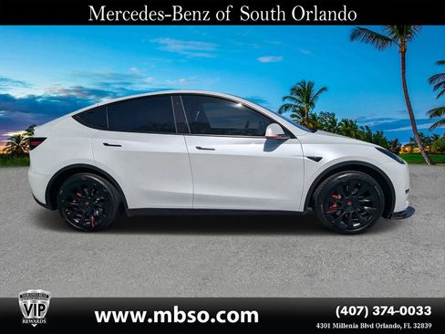 Used 2023 Tesla Model Y Long Range image 31