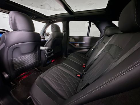 Used 2024 Mercedes-Benz GLE 53 AMG 4MATIC image 25