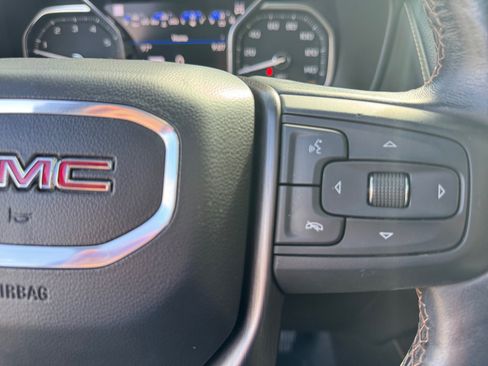 Used 2021 GMC Yukon AT4 w/ AT4 Premium Package AWD/4WD image 16