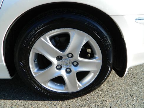 Used 2006 Acura RL image 25