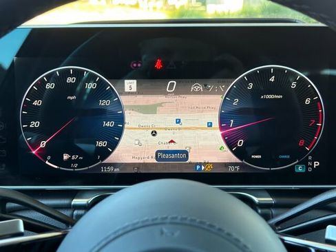 Certified 2025 Mercedes-Benz S 580 4MATIC Sedan image 32