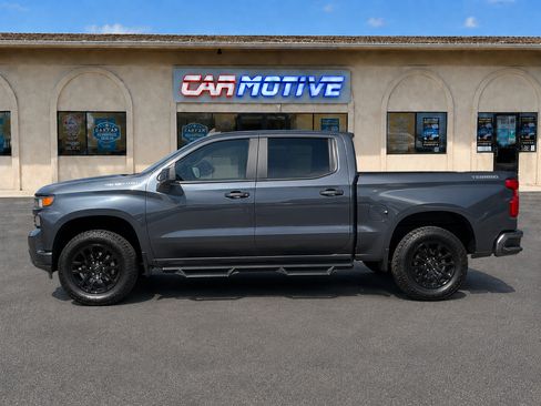 Used 2019 Chevrolet Silverado 1500 Custom w/ Custom Value Package RWD image 4