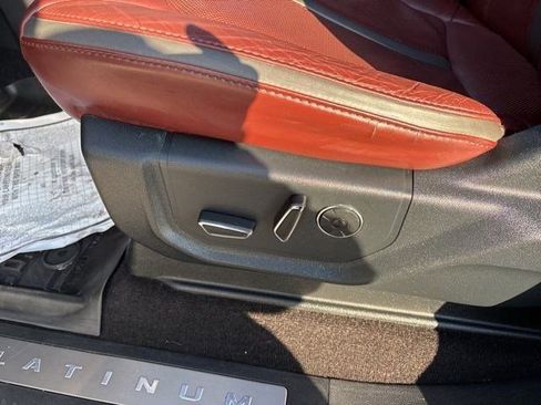 Used 2019 Ford F150 Platinum w/ Equipment Group 701A Luxury image 12