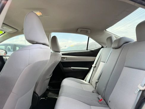 Used 2014 Toyota Corolla LE FWD image 27