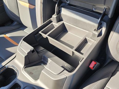 New 2026 GMC Sierra 1500 AT4 w/ AT4 Premium Package image 32