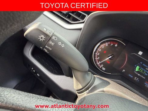 Certified 2025 Toyota RAV4 XLE AWD/4WD image 26