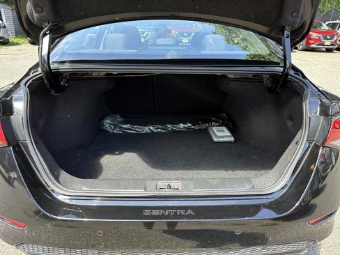 Certified 2023 Nissan Sentra SV FWD image 12