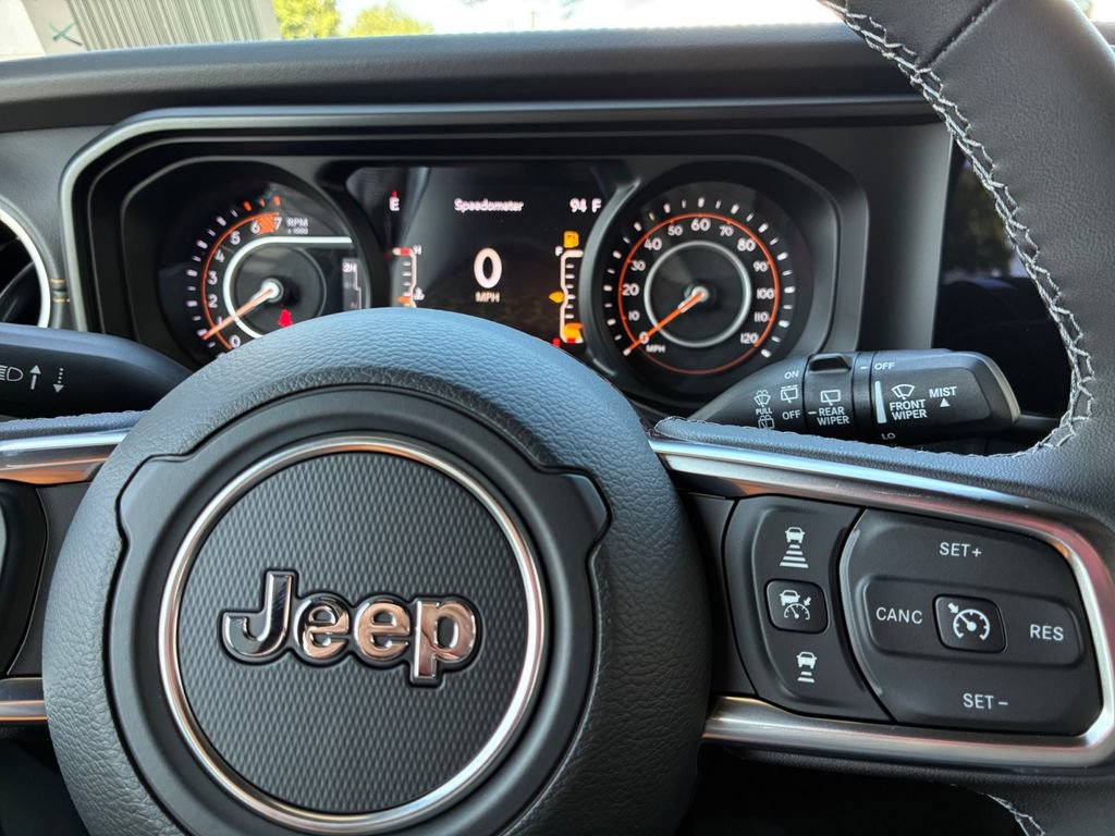 New 2026 Jeep Wrangler Unlimited Sahara AWD/4WD image 12