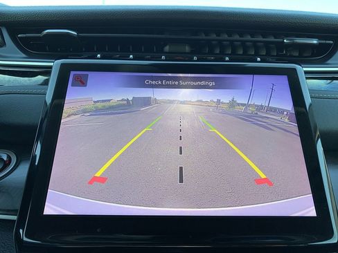 Used 2023 Jeep Grand Cherokee 4WD 4xe image 25