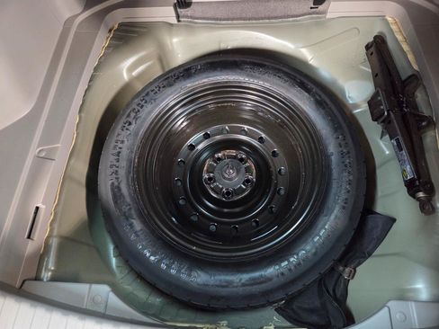 Used 2014 Honda CR-V LX image 8