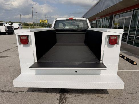 Used 2018 Ford F350 XL w/ Power Equipment Group RWD image 8