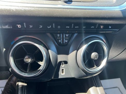 Used 2024 Chevrolet Blazer LT w/ Convenience Package FWD image 37