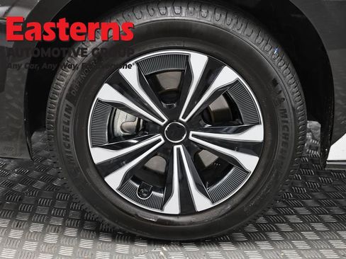 Used 2023 Toyota bZ4X XLE w/ Weather Package image 31