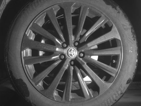 Used 2025 Toyota Highlander XSE image 12