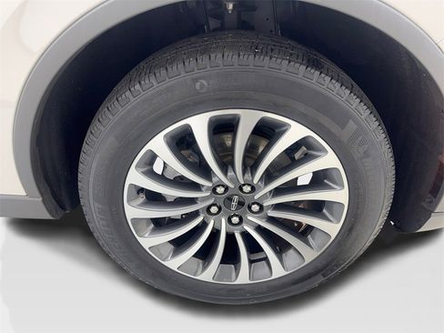 Used 2022 Lincoln Aviator Reserve w/ Equipment Group 201A image 87