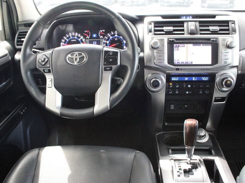 Used 2017 Toyota 4Runner Limited AWD/4WD image 2