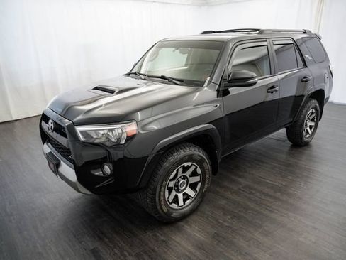 Used 2019 Toyota 4Runner TRD Off-Road Premium AWD/4WD image 3