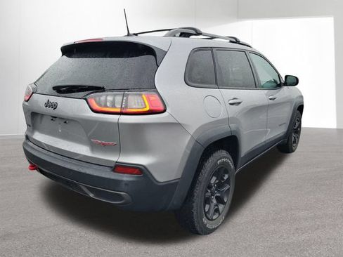 Used 2019 Jeep Cherokee Trailhawk w/ Comfort/Convenience Group AWD/4WD image 13