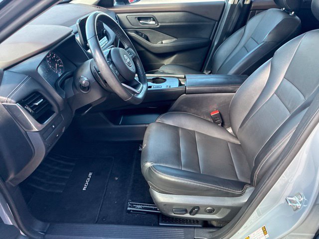 Used 2022 Nissan Rogue SL w/ SL Premium Package FWD image 17