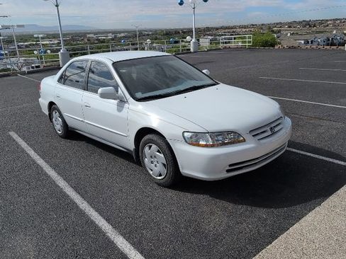 Used 2001 Honda Accord LX image 2