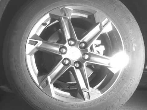 Used 2025 Chevrolet Blazer LT FWD image 14