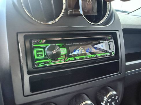 Used 2012 Jeep Patriot Sport FWD image 9