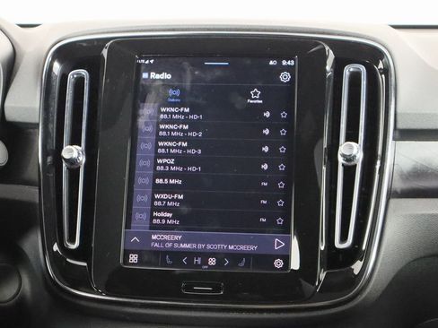 Used 2023 Volvo C40 P8 Recharge Plus w/ Protection Package Premier image 23