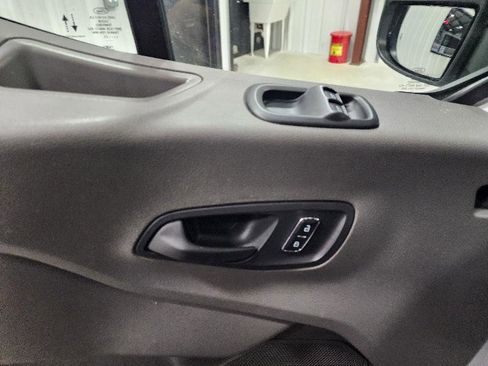Used 2023 Ford Transit 350 XLT image 13