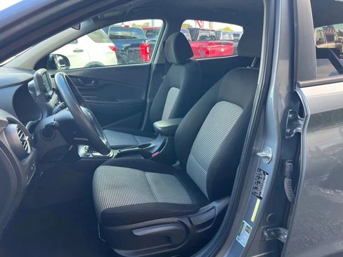 Used 2020 Hyundai Kona SEL FWD image 13