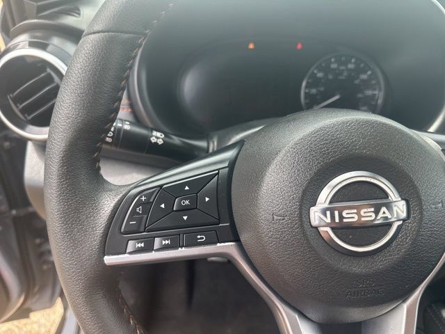 Used 2024 Nissan Kicks SR FWD image 17