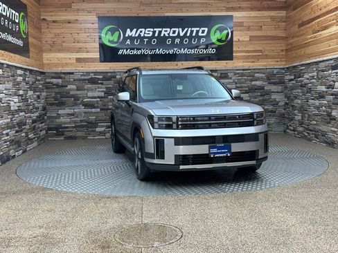 Used 2024 Hyundai Santa Fe Limited image 2